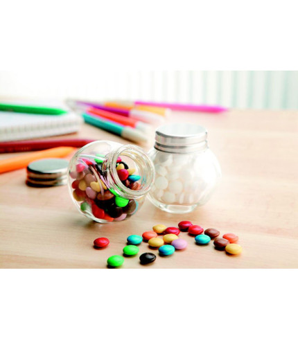 Čokoladni bomboni u staklenci