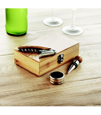 Vinski set u kutiji od bambusa