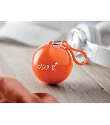 Pončo u okrugloj posudi