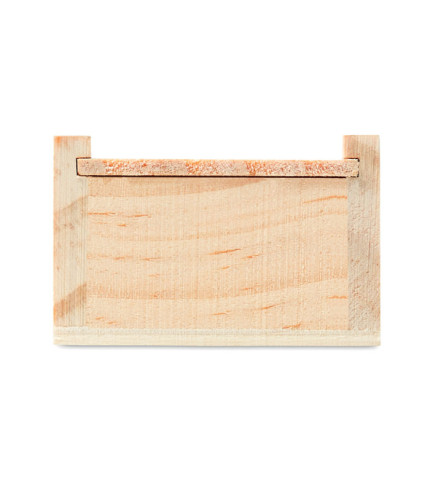 Set pribora u drvenoj kutiji