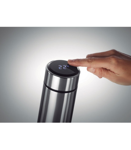 Boca s termometrom na dodir