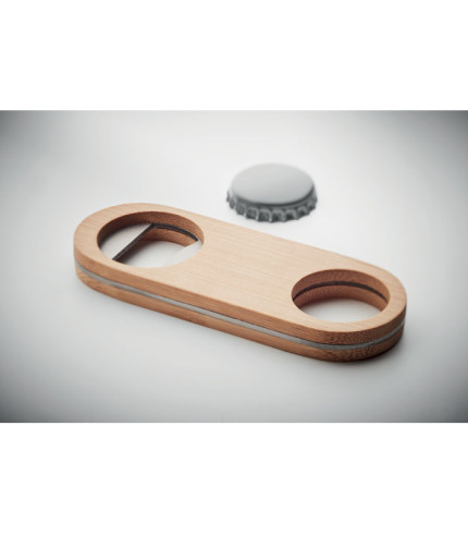 Ovalni otvarač za boce od bambusa