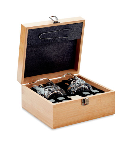 Set za viski u kutiji od bambusa