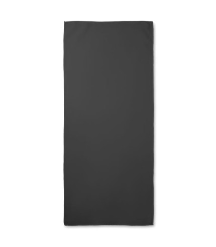 Sports towel with pouch