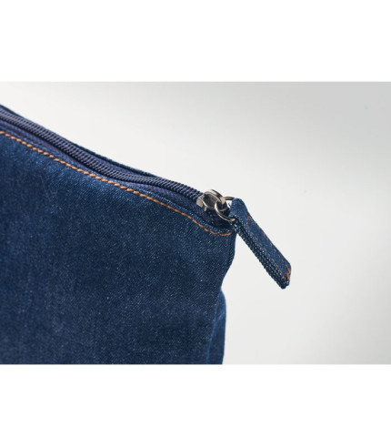 Kozmetička torbica od recikliranog trapera