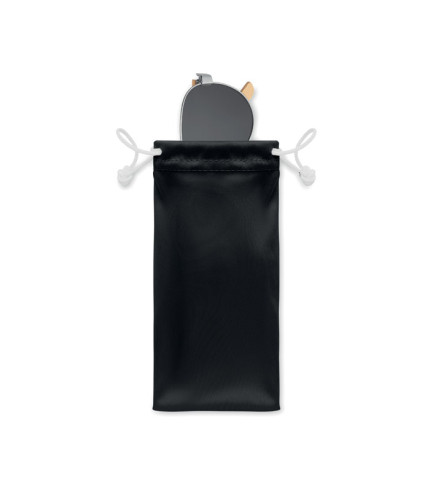 Sunčane naočale od bambusa u torbici