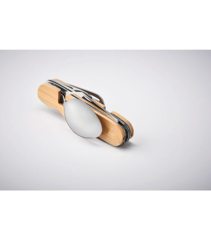 Multifunction cutlery set