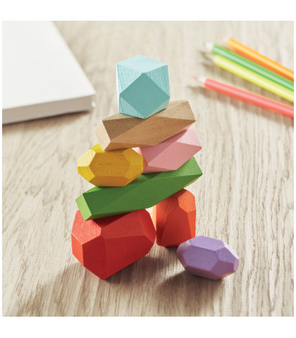 8 drvenih kamenja za slaganje u vrećicu