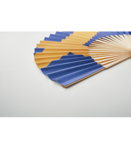 Ručni dizajn navijačke zastave