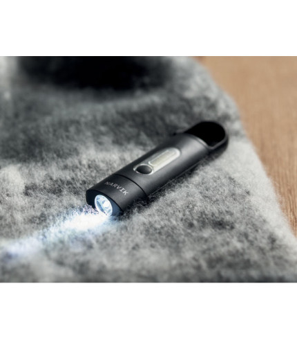 Pocket size COB flash light