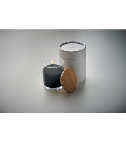 Svijeća s mirisom vanilije