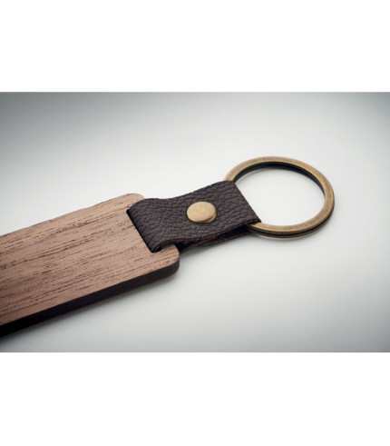 Privjesak za ključeve od orahovine i PU