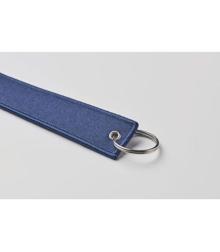 Skinite privjesak za ključeve prije leta